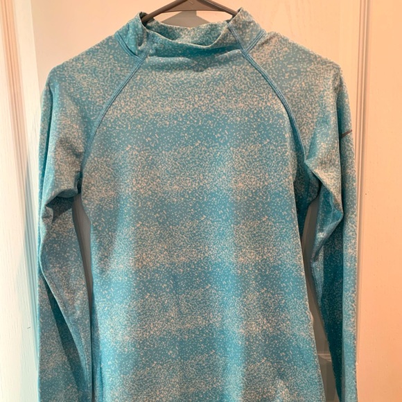 Nike Pro Youth XL Fitted Ski Top Shirt Dri Pro Warm Girl’s Women’s Small